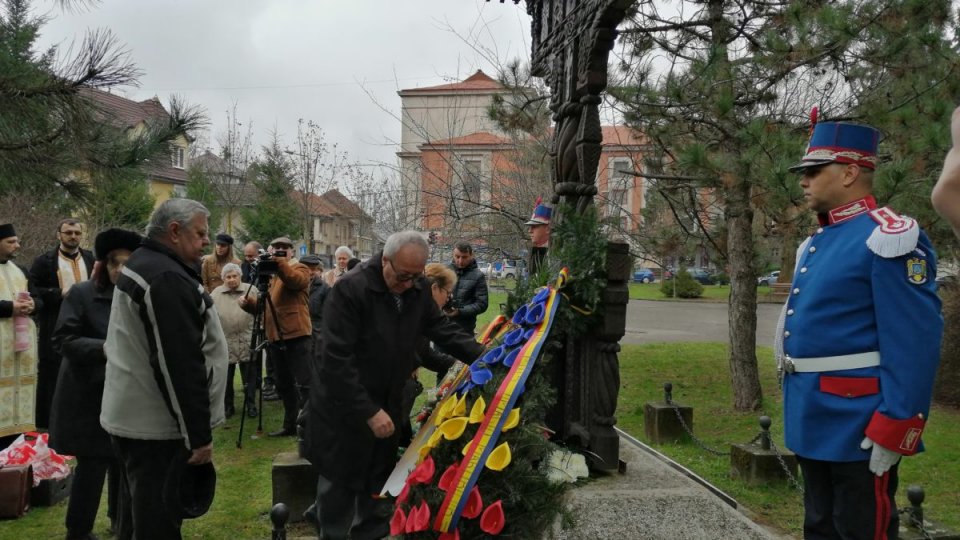 REȘIȚA: Victimele dictaturii comuniste și foștii deţinuţi politici se întâlnesc de sărbătoarea Sfinților 40 de mucenici