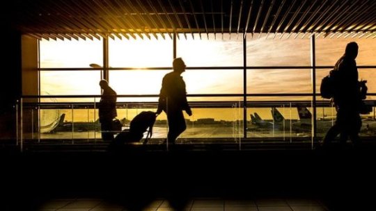 Femeie prinsă pe Aeroportul Otopeni cu droguri ascunse în interiorul corpului