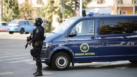 TÂRGU MUREȘ: Poliția, alertată din cauza unor colete suspecte la Sinagogă