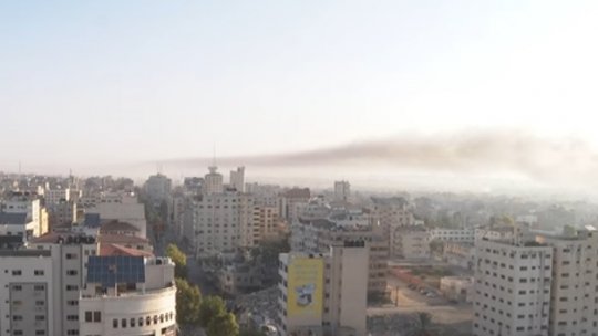 Israelul amână incursiunea terestră în Fâşia Gaza