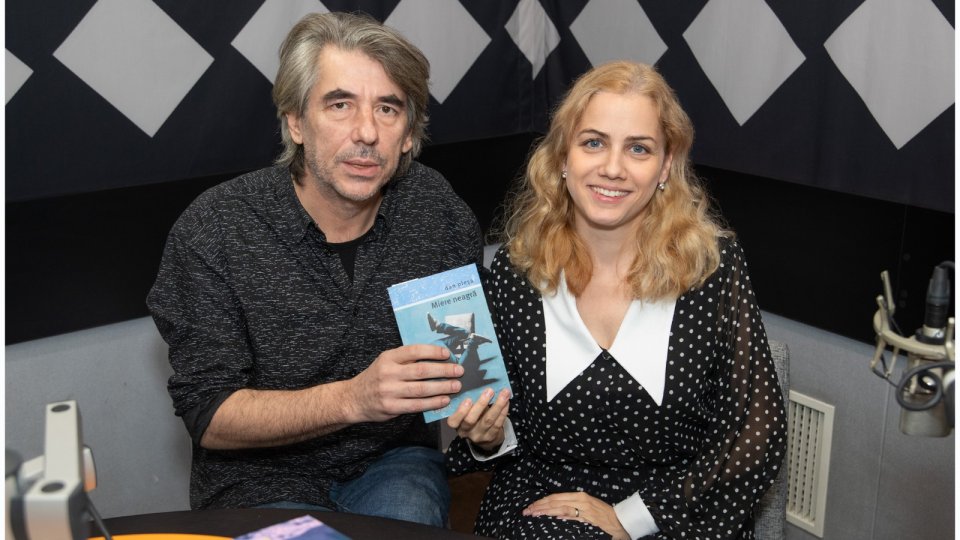 Scriitorul Dan Pleșa, autorul romanului „Miere Neagră”: „Am uitat cât de mult îl uram pe ceaușescu” | PODCAST