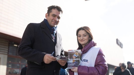Peste 75.000 de semnături, pentru legea "Fără păcănele"