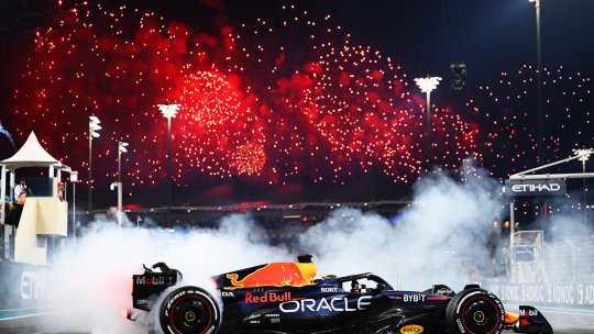 F1: Verstappen s-a impus pe circuitul din Abu Dhabi, ultima cursă a sezonului