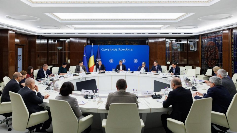 Premierul Ciolacu: Comisioanele bancare nu vor creşte în România