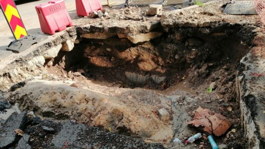 BUCUREȘTI: O avarie lasă fără apă caldă și căldură peste 120 blocuri din Sectorul 3