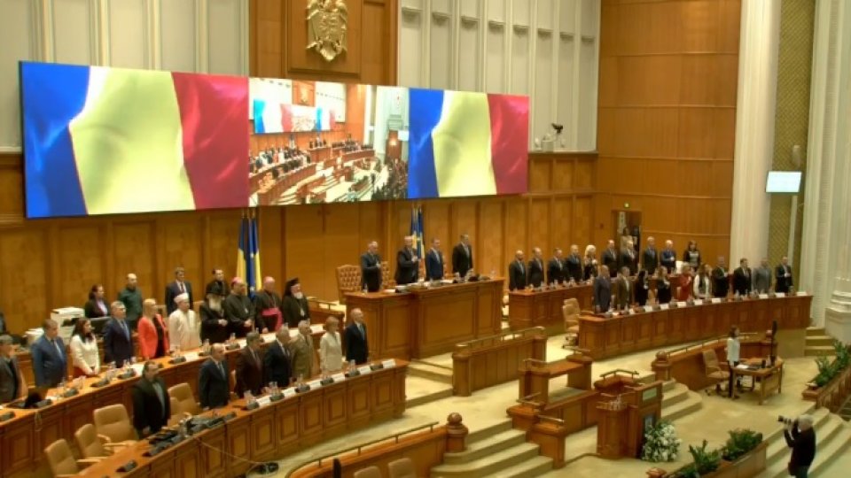 Ziua Națională, marcată printr-o ședință solemnă a Parlamentului | VIDEO
