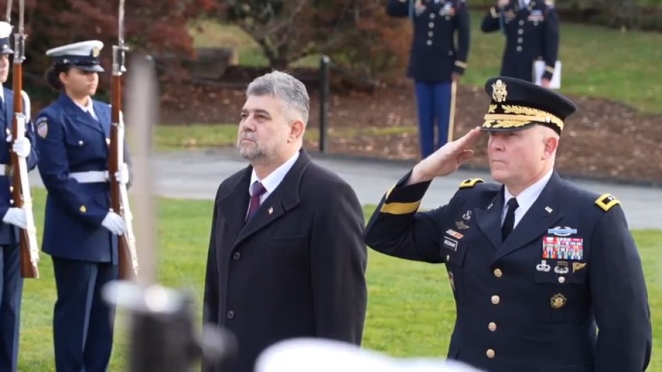 SUA: Premierul Ciolacu, la Mormântul Soldatului Necunoscut din Cimitirul Arlington | VIDEO