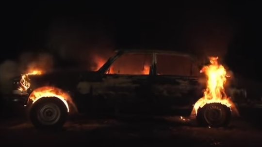 TIMIȘOARA: Mașina de serviciu a directorului Piețelor, incendiată