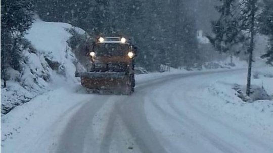 REȘIȚA: Municipalitatea acționează pentru deszăpezirea drumurilor