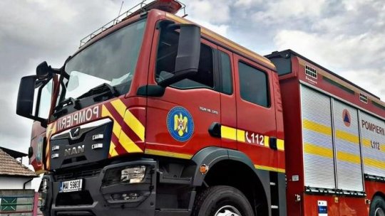 SĂLAJ: Coliziune între două microbuze