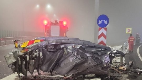 Bolid distrus într-un accident produs pe Drumul Expres Craiova-Pitești