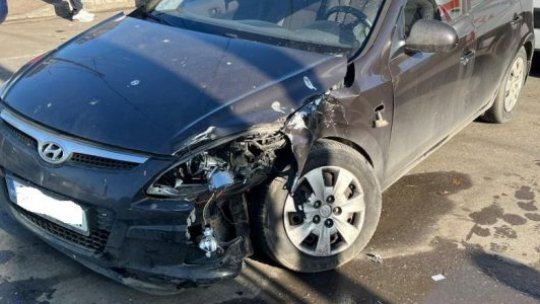 CONSTANŢA: Accident la intersecţia străzilor Bărăgan cu Theodor Burada