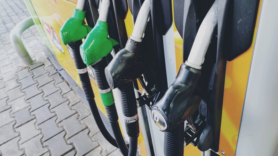 Prețurile carburanților, în creștere