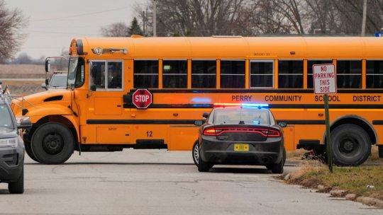 SUA: Atac armat într-o şcoală din Iowa