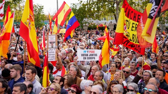 SPANIA: Proteste în Madrid și în Insulele Canare. Zeci de mii de persoane au ieșit în stradă