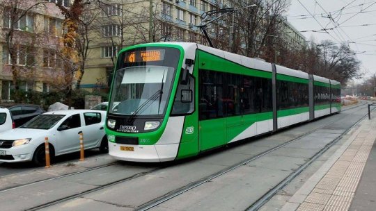 BUCUREȘTI: Circulaţia pe linia 41, blocată temporar din cauza unui tramvai defect