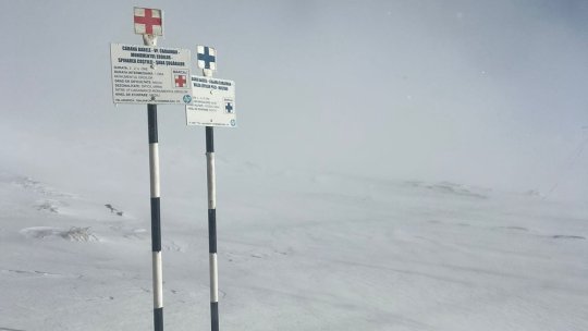 PRAHOVA: Avertizare cu privire la posibilitatea declanșării unor avalanșe, emisă de salvamontiști