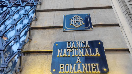 O monedă din aur cu tema 80 de ani de la Operațiunea „Neptun”, lansată de BNR | FOTO