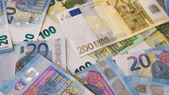 Studiu. Bugetul total al românilor pentru Black Friday 2024, estimat la 1,2 miliarde de euro