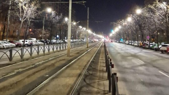 BUCUREȘTI: Primăria Capitalei a montat mii de aparate de iluminat