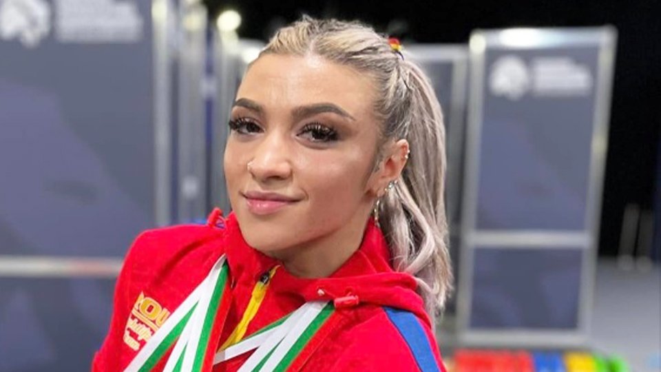 Mihaela Cambei, medaliată cu aur la Europenele de haltere