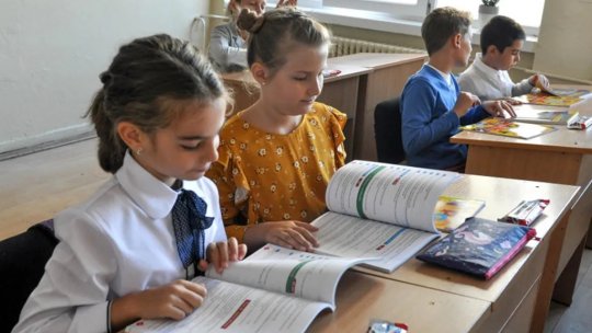 BISTRIȚA-NĂSĂUD: Peste 12.000 de beneficiari ai tichetelor educaționale