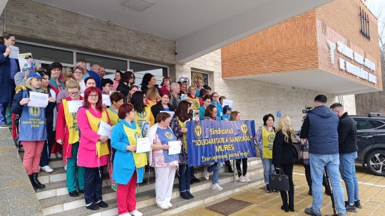 Sindicatele din sănătate reiau protestele
