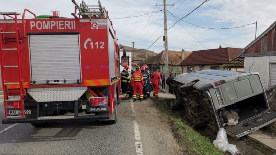 BISTRIȚA-NĂSĂUD: Accident de microbuz la Dipşa
