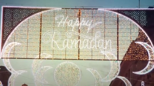 Premieră în Germania: Oraşul Frankfurt, în lumini de sărbătoare de Ramadan