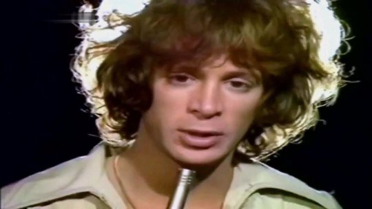 Cântăreţul şi compozitorul Eric Carmen, cunoscut pentru hiturile „Hungry Eyes” și „All By Myself”, a murit la 74 de ani