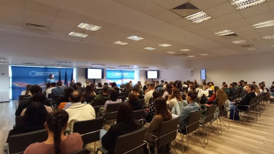 Admitere pe baza mediei de la BAC, la unele facultăți din cadrul SNSPA