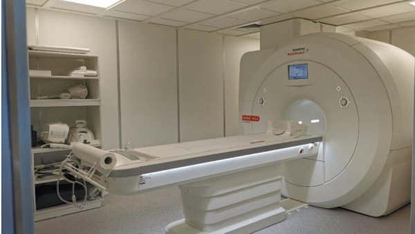 REȘIȚA: A fost pus în funcțiune noul RMN de la Spitalul Județean de Urgență