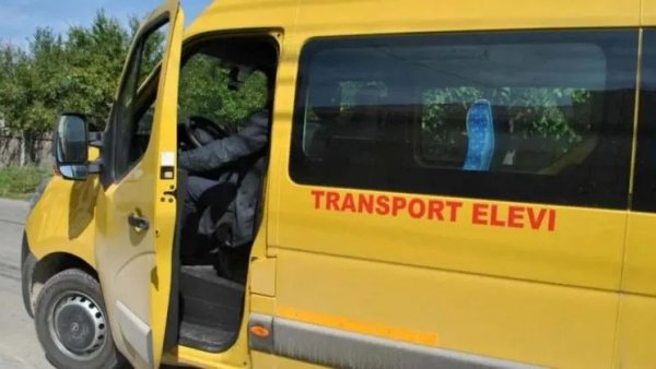 CLUJ: Microbuze electrice pentru transportul elevilor din județ