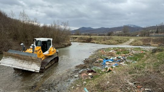 BRAȘOV: Se caută voluntari pentru ecologizarea pârâului Ghimbășel
