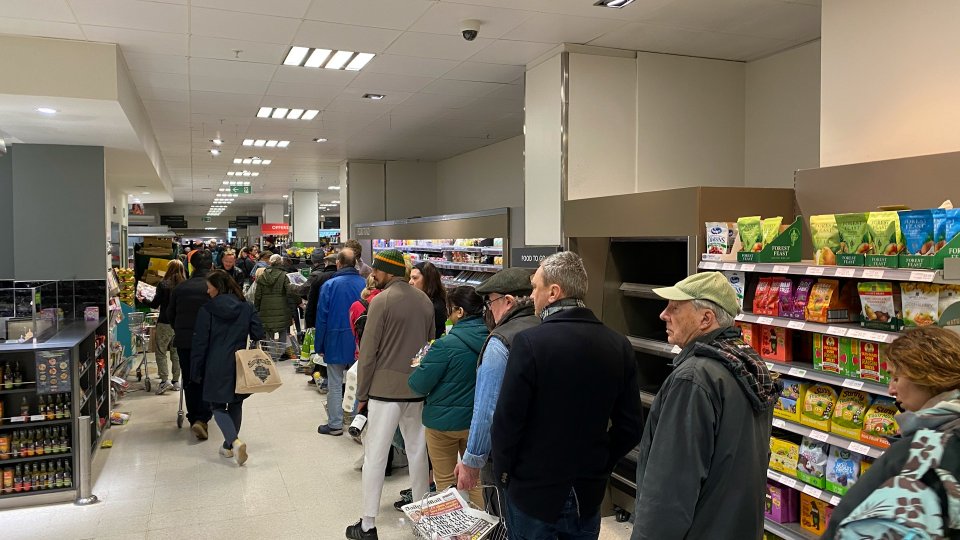 Directorul executiv al Asociației Marilor Rețele Comerciale, la RRA, despre închiderea supermarketurilor în weekend: „Consumatorii trebuie să fie cei care decid”