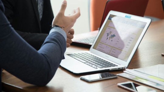 CNIPMMR: Scăderea pragului pentru microîntreprinderi va afecta negativ mediul de afaceri