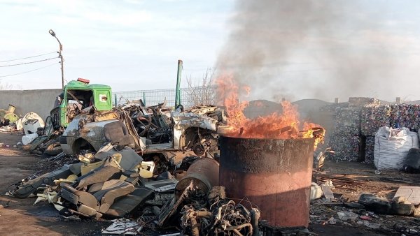 Comisar general al Gărzii Naționale de Mediu, la RRA: Este necesară înăsprirea legii pentru oprirea arderilor ilegale de deșeuri  