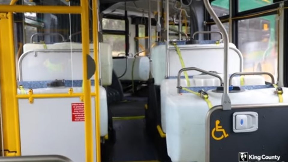 Microbuze noi pentru transportul elevilor din județul Gorj