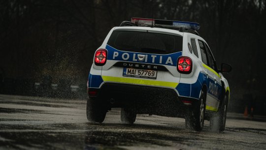 DOLJ: Șofer beat, prins de polițiști după o urmărire prin comuna Daneţi