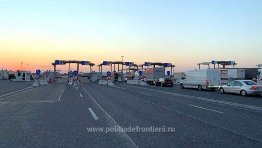 ARAD: Coloane de maşini la granița cu Ungaria, în urma unor defecțiuni ale sistemului informatic maghiar