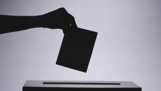 Alegeri 2024: Electorii din străinătate se pot înregistra pentru votul online | VIDEO