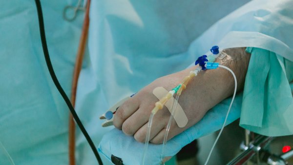 Spitalul Sf. Pantelimon: Ministerul Sănătății trimite Corpul de Control după ce 20 de persoane ar fi murit la ATI