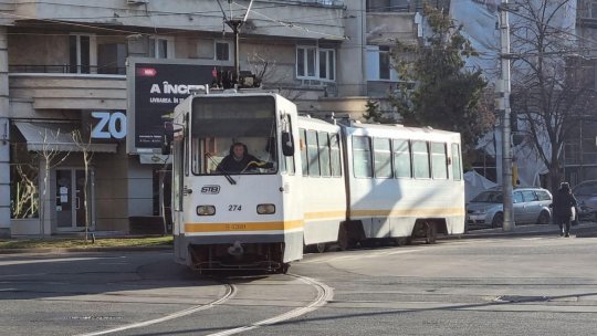 Societatea de Transport București suspendă sau comasează mai multe linii de tramvai și troleibuz