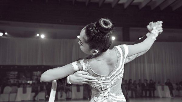 Competiție internațională de dans sportiv, la Oradea