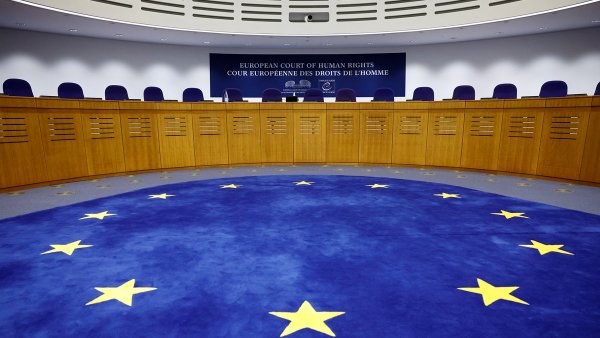 România, condamnată de CEDO pentru revenirea asupra unor sentințe legate de Holocaust