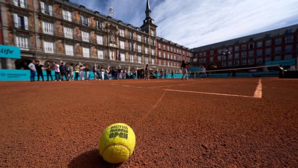 Madrid Open: Irina Begu, în turul secund
