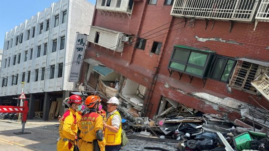 TAIWAN: Operațiuni de salvare după un puternic cutremur | VIDEO
