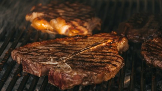 România și Bulgaria, cele mai mari creșteri ale prețului la carne din UE
