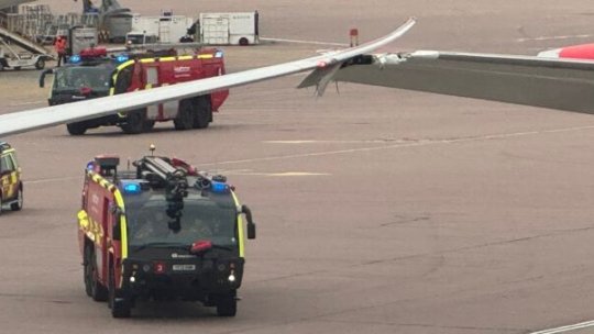 LONDRA: Două avioane s-au acroșat pe aeroportul Heathrow