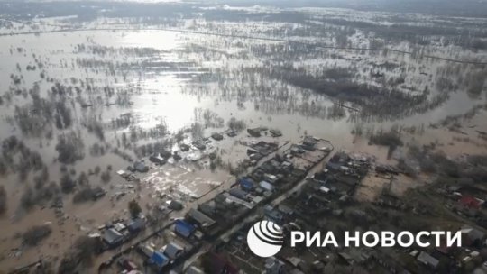 Vaste regiuni din Rusia, afectate de inundații catastrofale | VIDEO